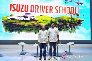 Isuzu Driver School dukung penyediaan pengemudi andal