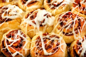 Maple Bacon Cinnamon Rolls (Mel Melcon/Los Angeles Times via Getty Images)