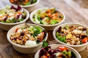 Takeaway food ready to eat on a table (Getty Images/EMS-FORSTER-PRODUCTIONS)