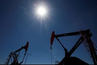 Oil little changed as Middle East supply concerns fade