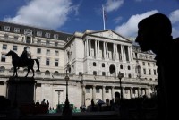 Bank of England to hold its line against rate cut talk